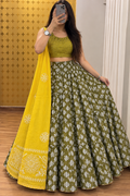 💚 Olive Green Printed Chaniya Choli-FREE SIZE